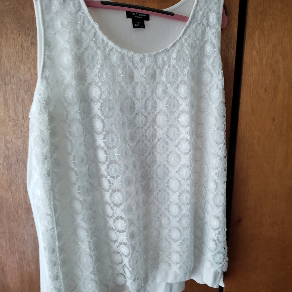 Beautiful lace front shirt.